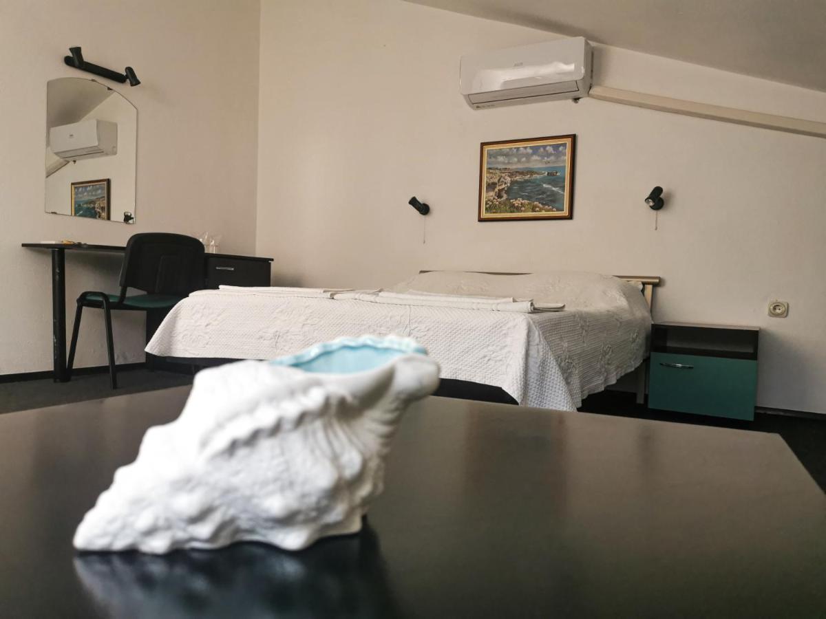 סוזופול Kavaler Hotel מראה חיצוני תמונה