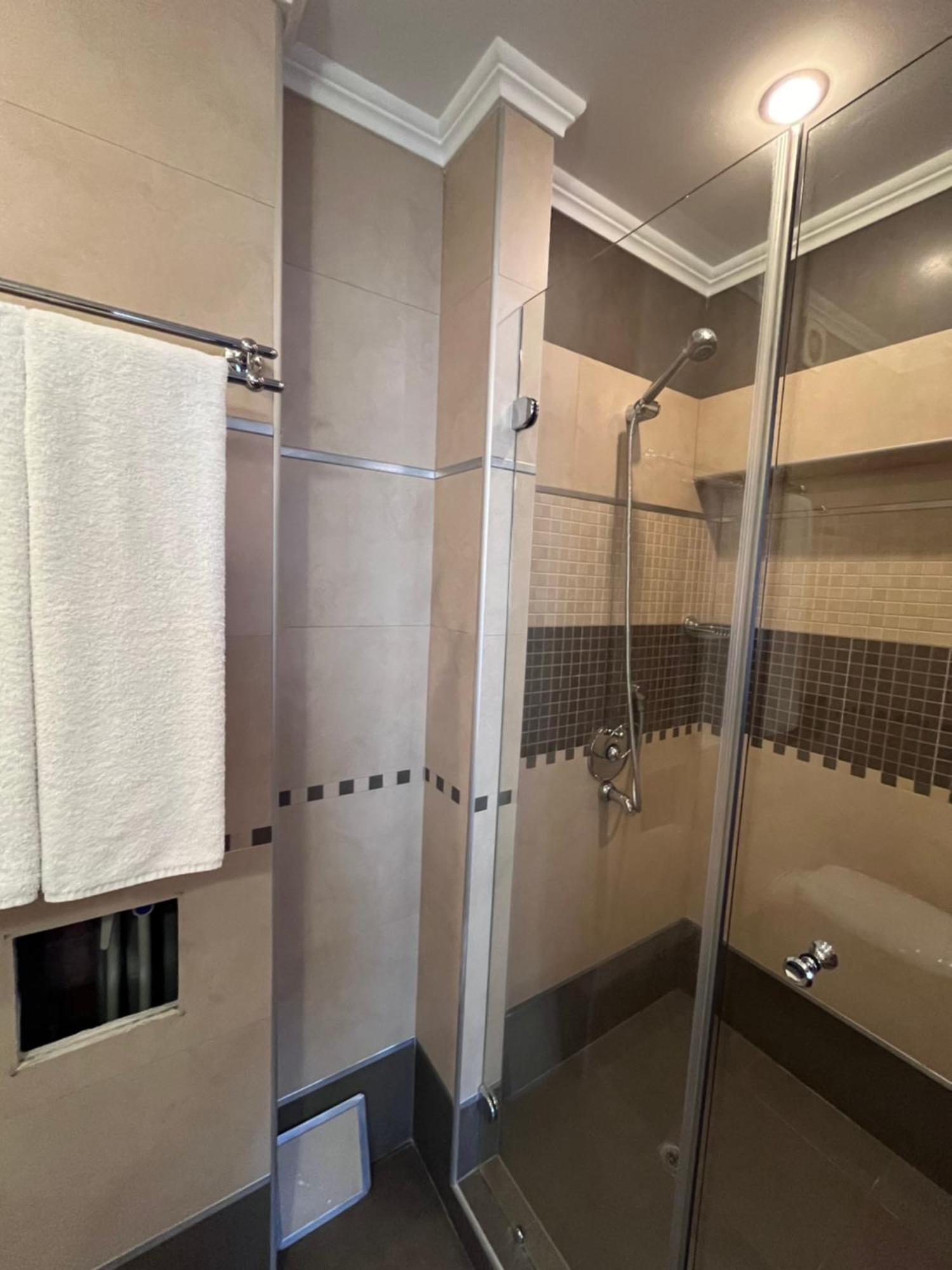 סוזופול Kavaler Hotel מראה חיצוני תמונה